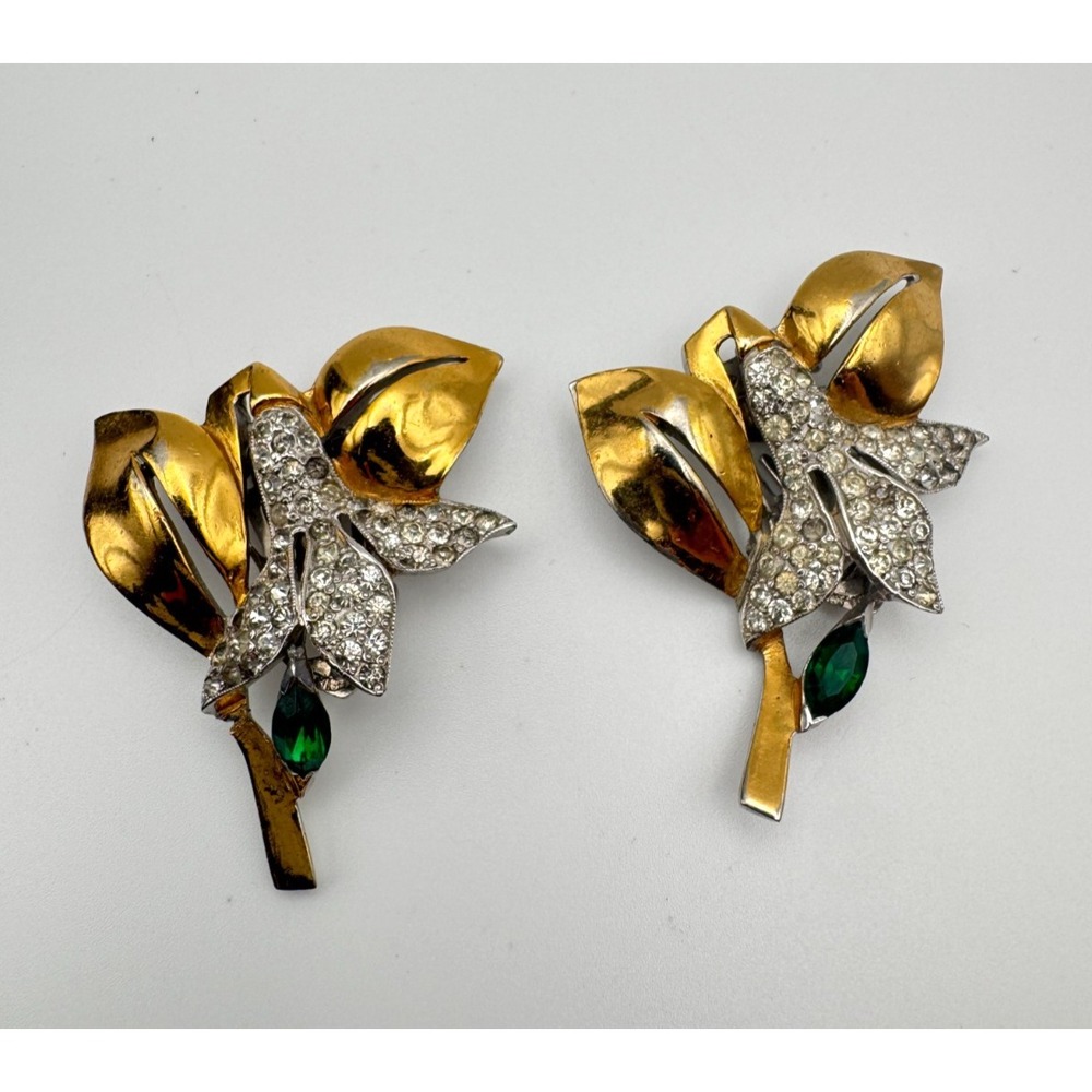 Vintage Duette Dress Clips Pair Gold Leaf Green Rhinestone 1940s